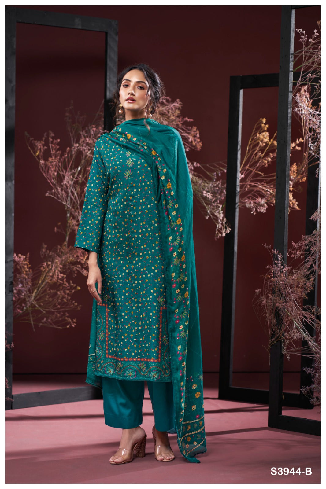 Ganga FARIDA S3944|Premium Pure Bemberg Russian Silk Suit – Ganga Suits Ashok Lal & Sons