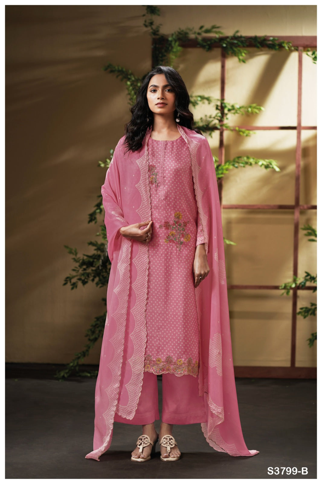 Ganga DRISHTA S3799 | Premium Pure Bemberg Habutai Silk Suit – Ganga Suits Ashok Lal & Sons