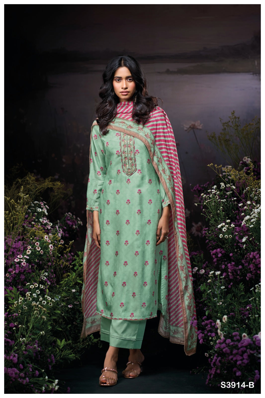 Ganga ETASHA S3914 | Premium Pure Bemberg Russian Silk Suit – Ganga Suits Ashok Lal & Sons