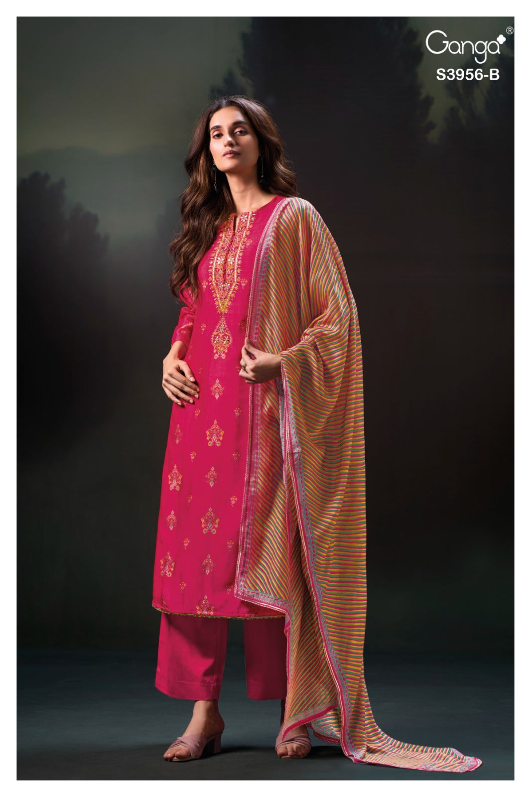 GANGA BYTHEA S3956 | Premium Pure Bemberg Russian Silk Suit – Ganga Suits Ashok Lal & Sons