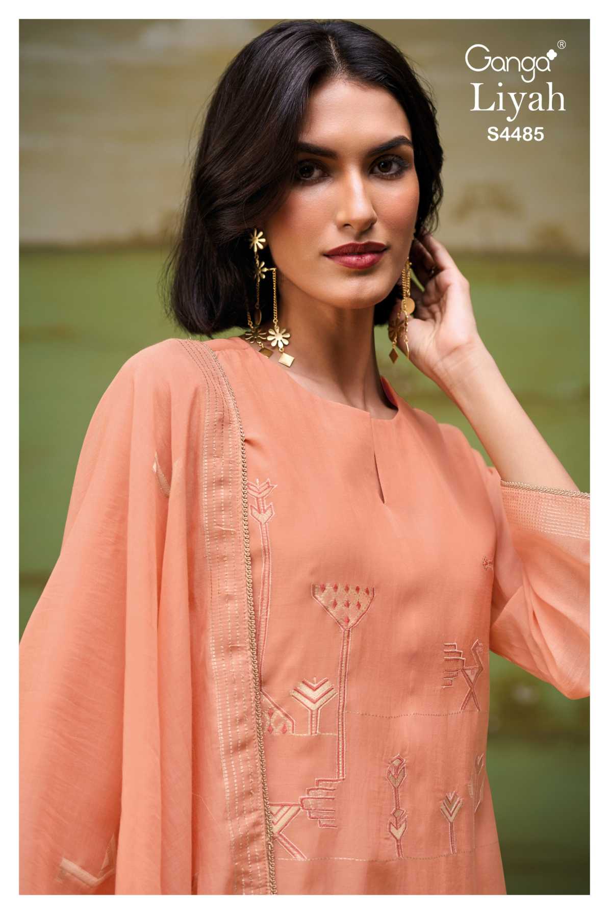 BUY GANGA SUITS GANGA LIYAH S4485 FRONT VIEW