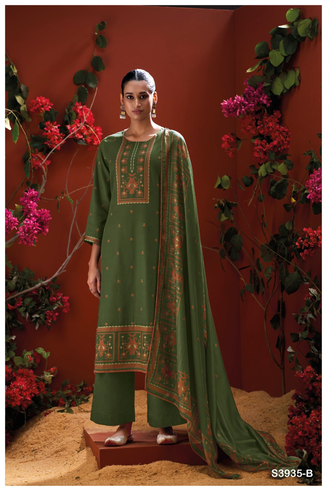 Ganga NADIA S3935| Ganga Suits Wholesaler in Rohtak – Ashok Lal & Sons