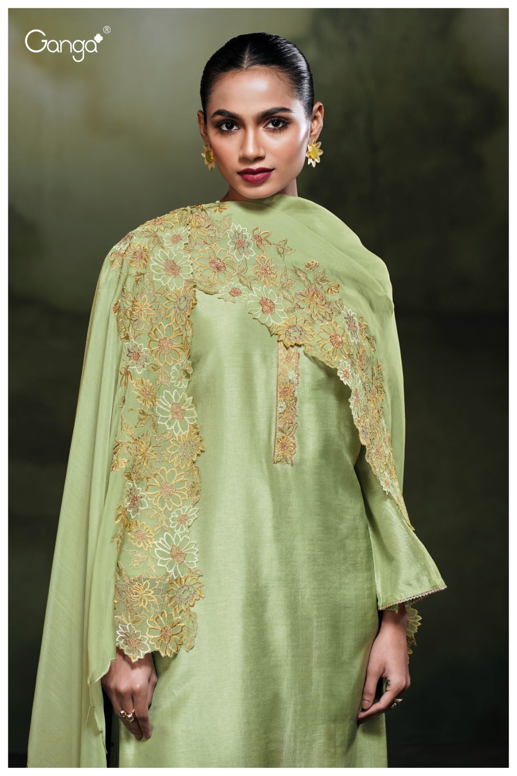 Ganga ZAYA S3843| Premium Pure Bemberg Russian Silk Suit – Ganga Suits Ashok Lal & Sons