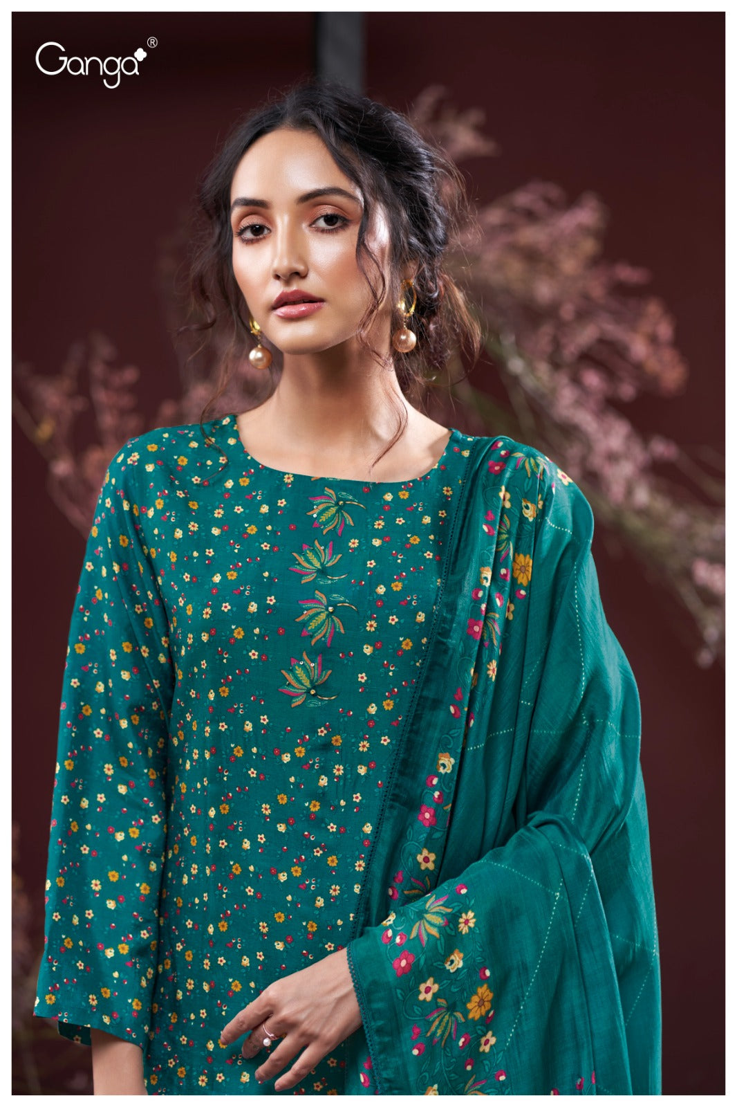 Ganga FARIDA S3944|Premium Pure Bemberg Russian Silk Suit – Ganga Suits Ashok Lal & Sons