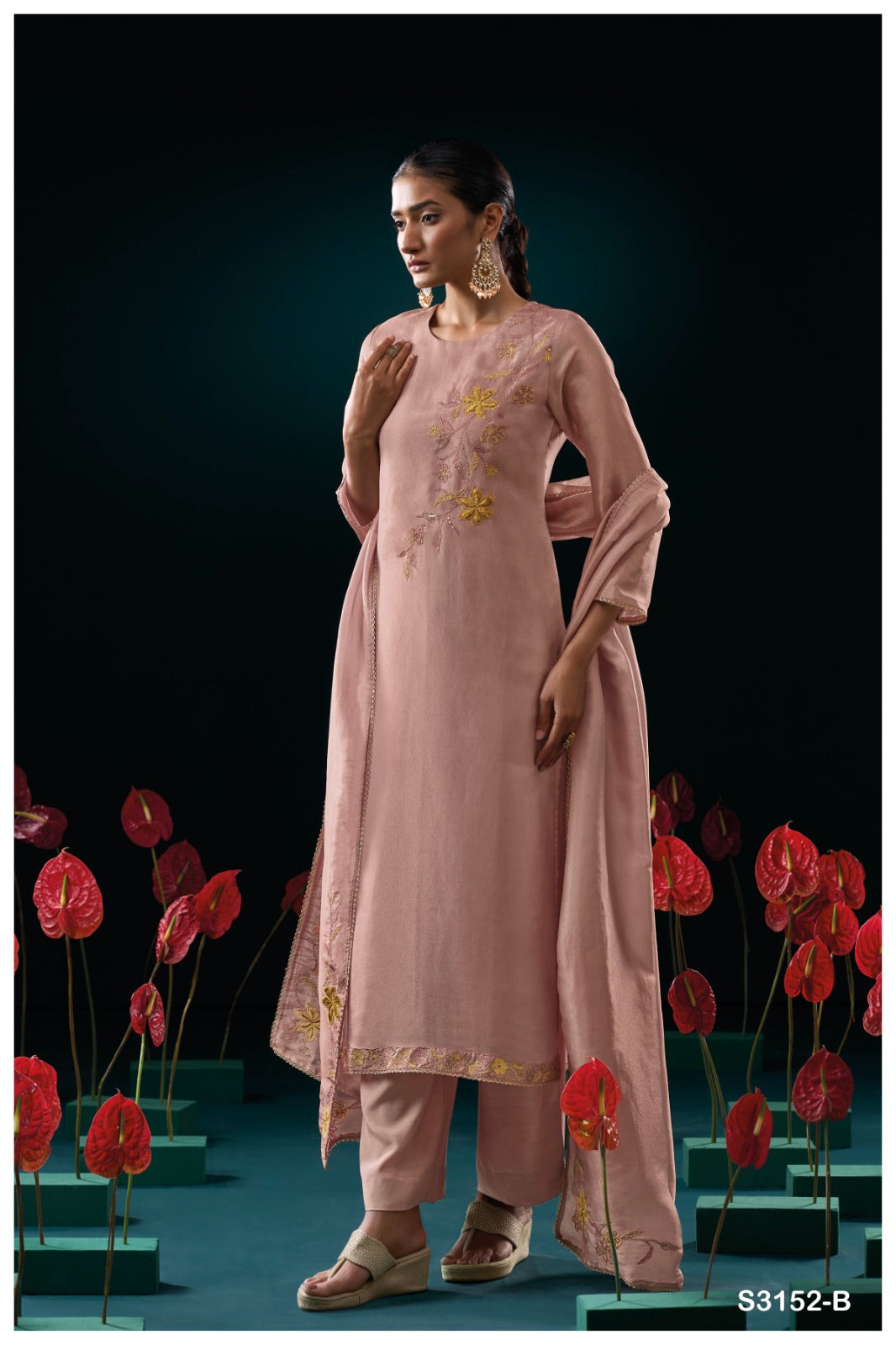 Ganga KEITA S3152 | Premium Pure Bemberg Gadwal Silk Suit – Ganga Suits Ashok Lal & Sons