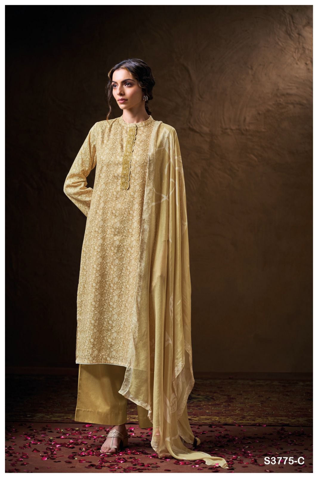 GANGA FASHIONS VEERAL | S3775