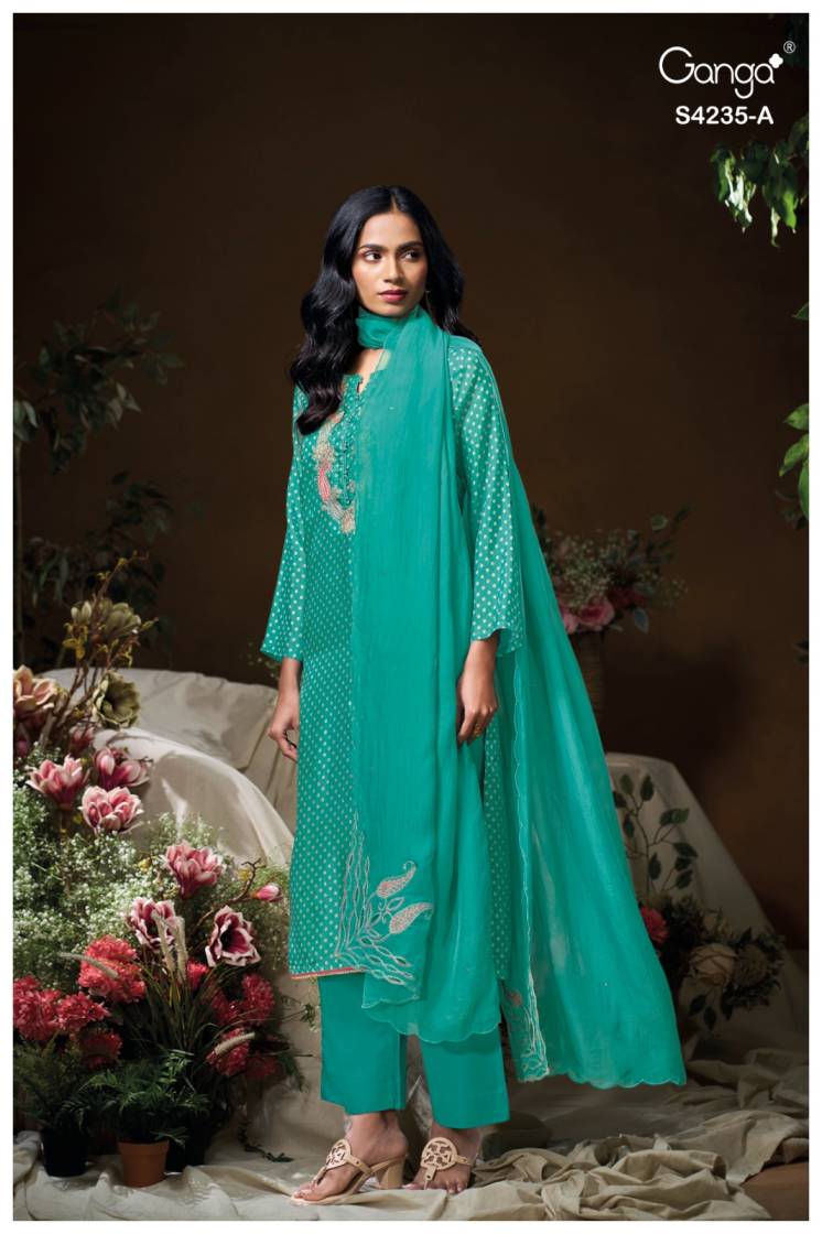 BUY GANGA SUITS ONLINE GANGA CHIRAYA S4235 FRONT VIEW