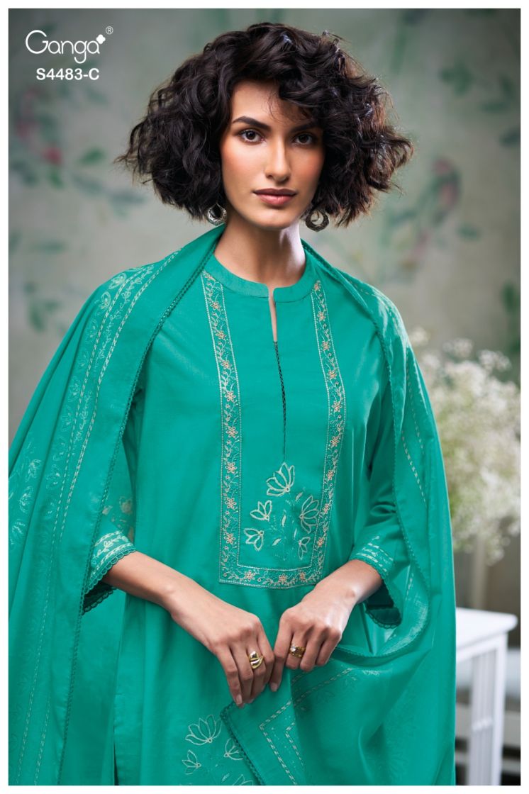 BUY GANGA SUITS ONLINE WITH PRICE GANGA DELILAH S4483 DUPATTA DESIGN