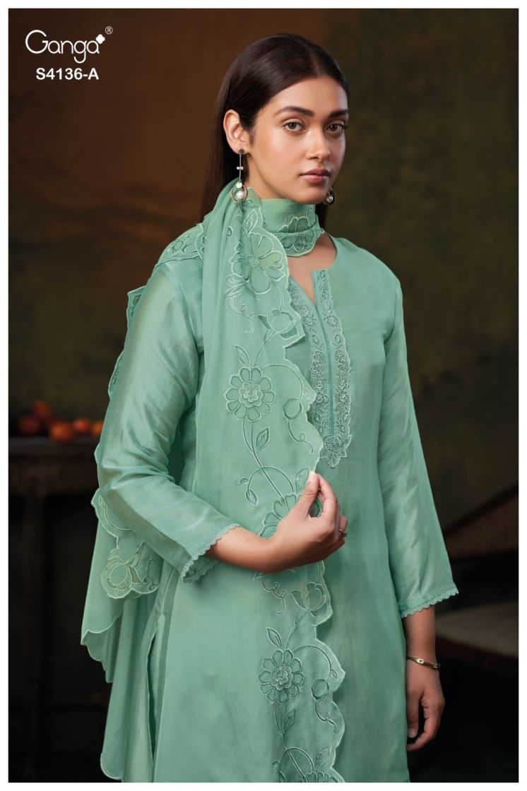 BUY GANGA SUITS ONLINE WITH PRICE GANGA INIYA S4136 BACK VIEW