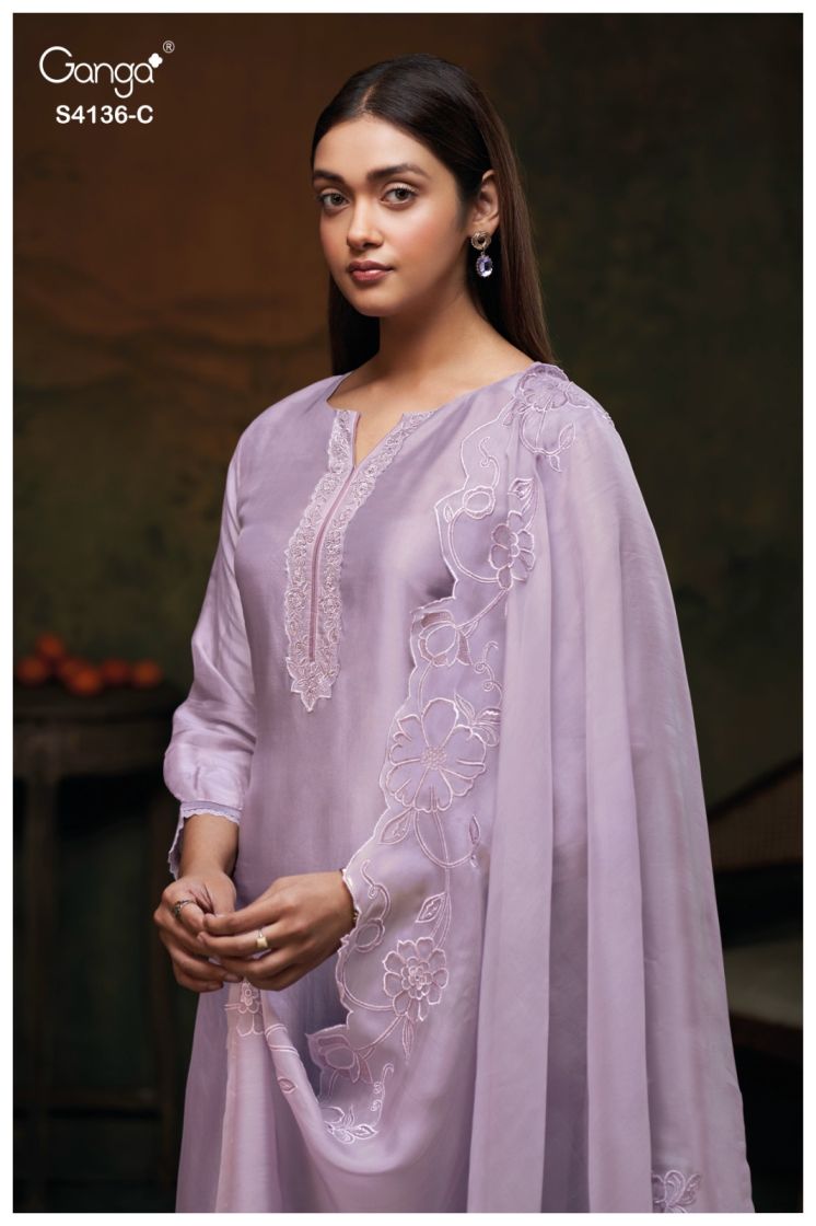 BUY GANGA SUITS ONLINE WITH PRICE GANGA INIYA S4136 CLOSEUP IMAGE