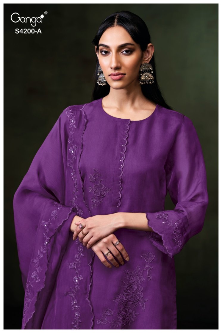 BUY GANGA SUITS SINGLE PIECE GANGA ISHINA S4200 FABRIC DETAIL