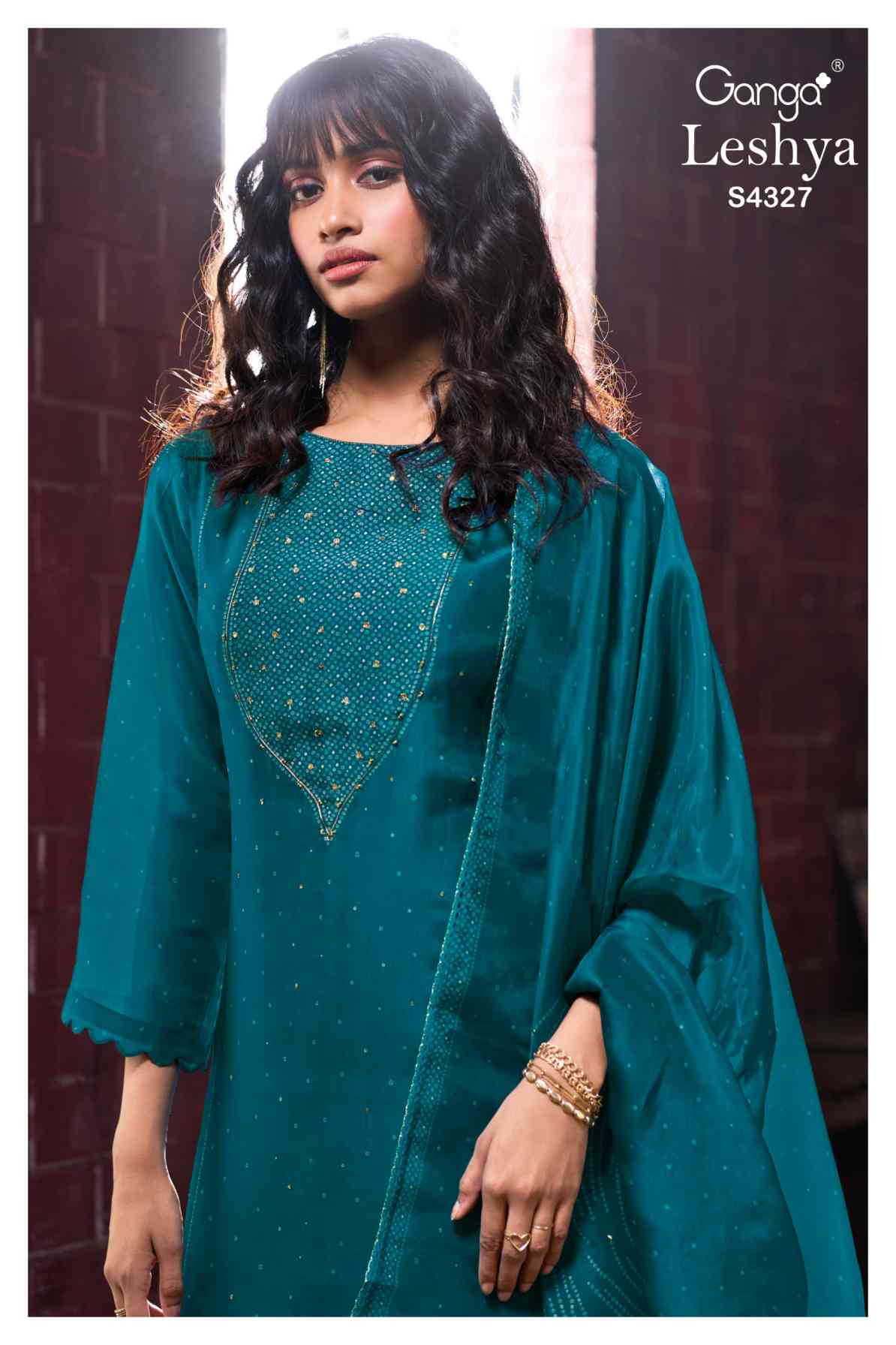 BUY GANGA SUITS ONLINE SALE GANGA LESHYA S4327 BACK VIEW