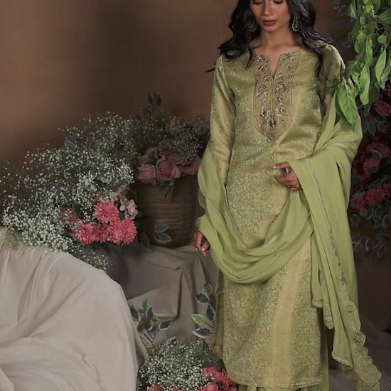 BUY GANGA SUITS ONLINE WITH PRICE GANGA FYNAA S4271 TOP DESIGN VIDEO