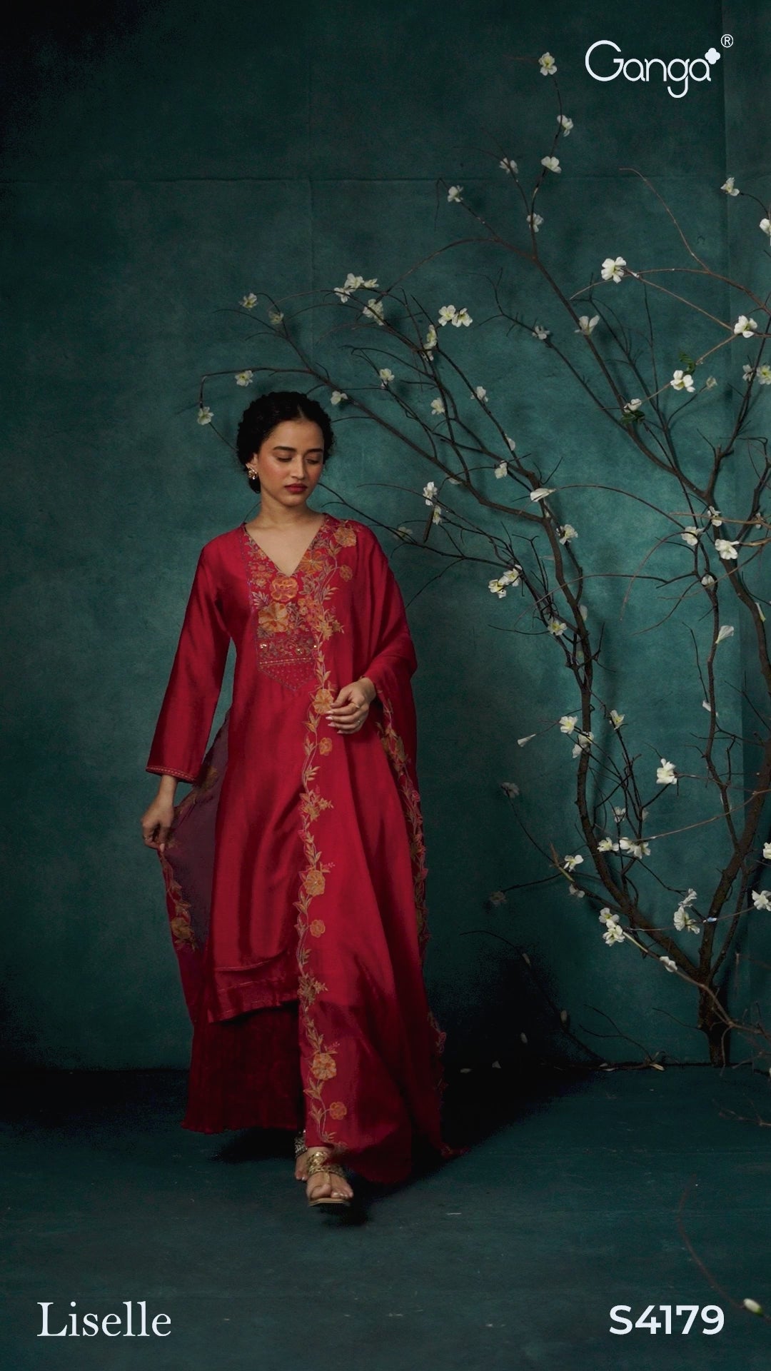 BUY GANGA SUITS SINGLE PIECE GANGA LISELLE S4179 VIDEO