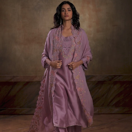 BUY GANGA SUITS ONLINE WITH PRICE GANGA CASSARA S4140 TOP DESIGN VIDEO