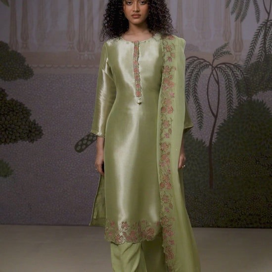 BUY GANGA SUITS ONLINE SALE GANGA GLORINA S4353 LATEST DESIGNVIDEO