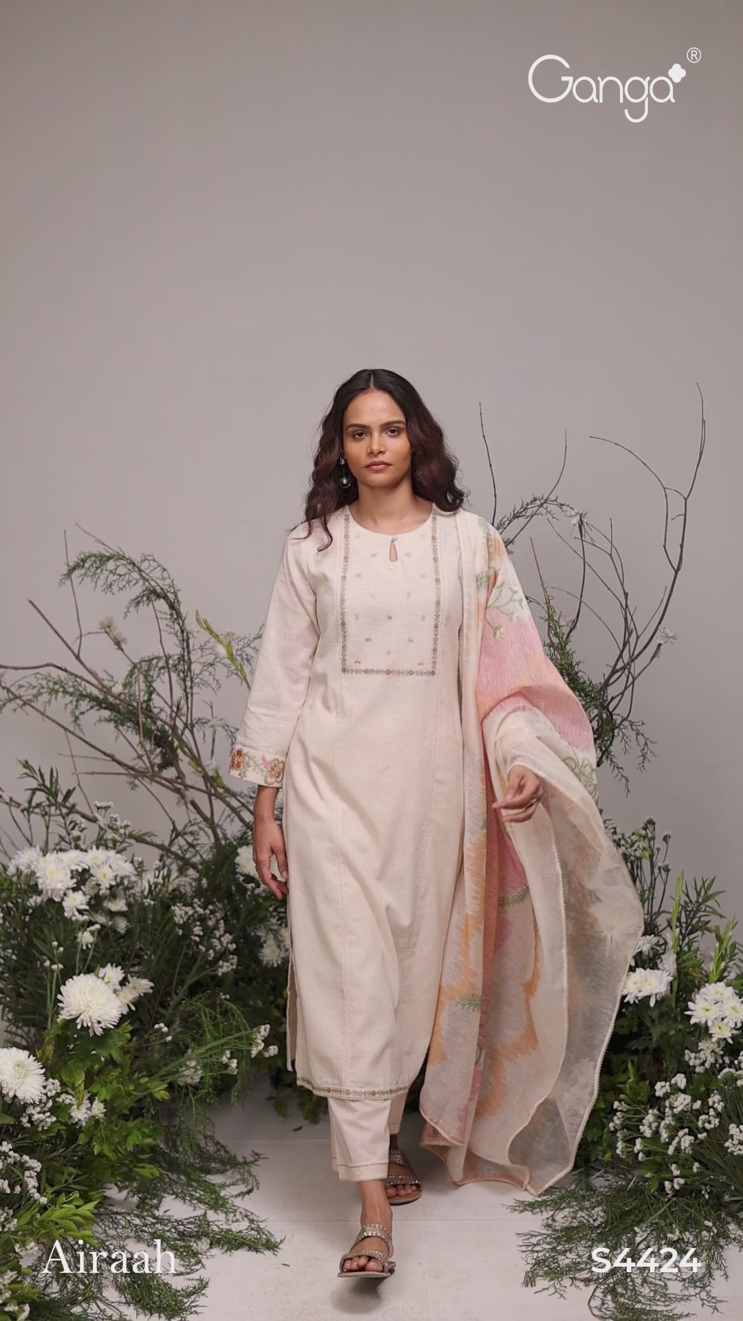 BUY GANGA SUITS ONLINE GANGA AIRAAH S4424 PREMIUM SUIT VIDEO