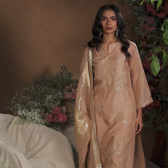 BUY GANGA SUITS ONLINE SALE GANGA MAISHA S4309 VIDEO
