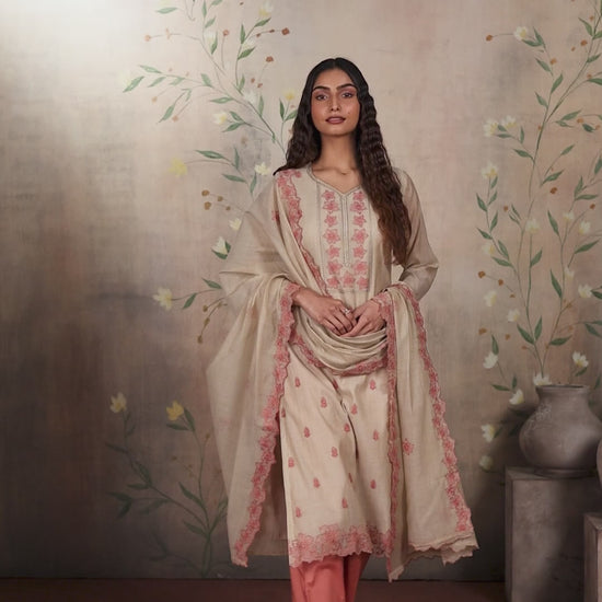 BUY GANGA SUITS ONLINE SALE GANGA HESTIA S4546 LATEST DESIGN VIDEO