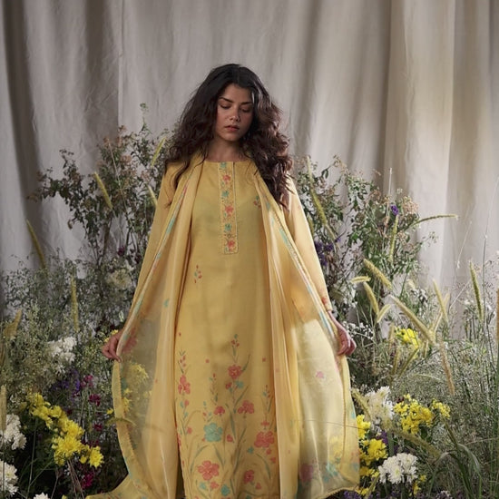 BUY GANGA SUITS ONLINE GANGA NOLYA S4492 NEW CATALOGUE VIDEO