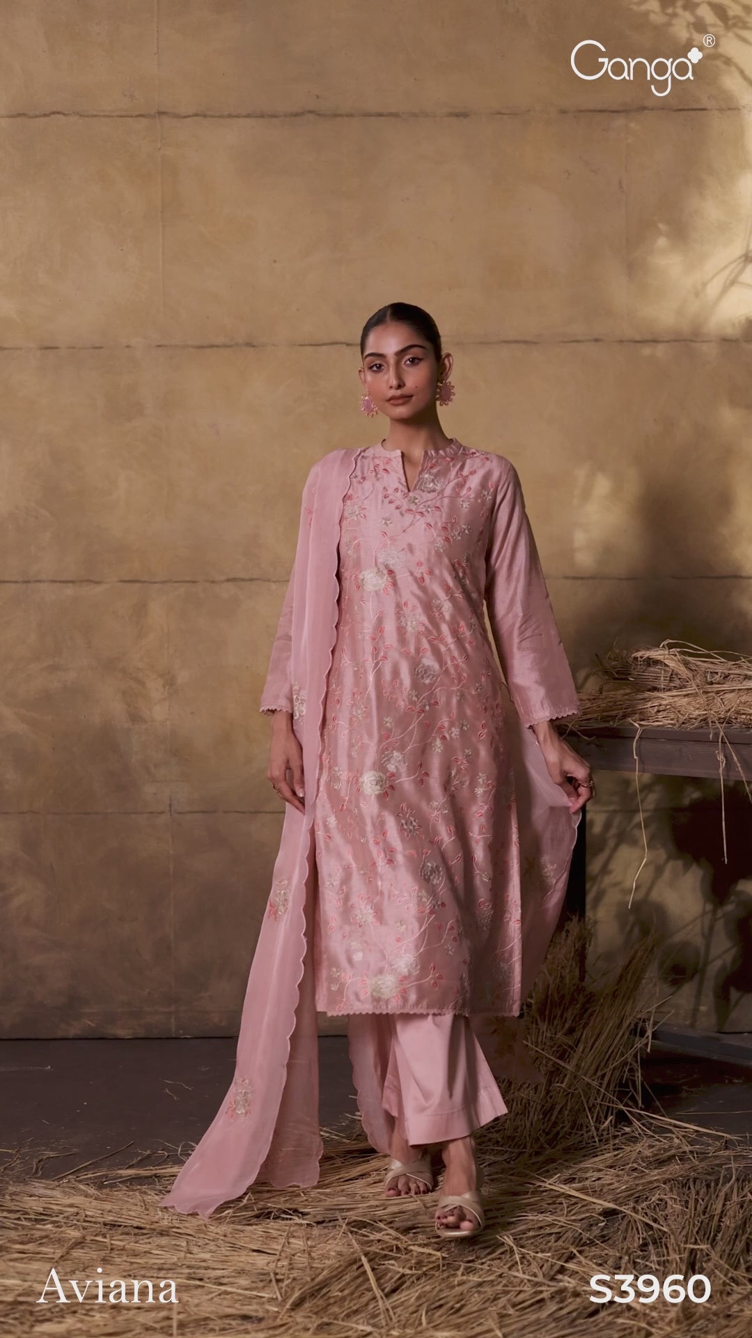 ganga-aviana-s3960-premium-pure-bemberg-russian-silk-suit 